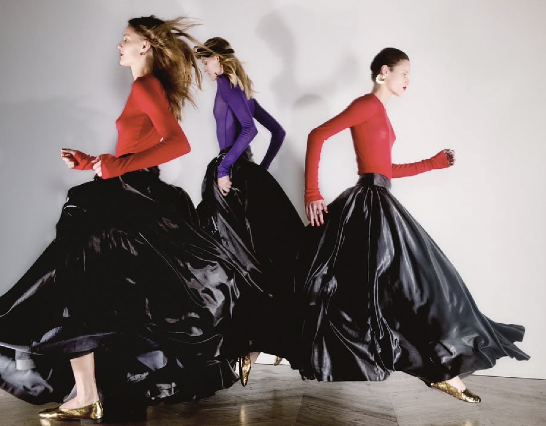 Zara virtual try-on visual exploring movement, color, and styling, representing how AI is reshaping the digital fashion shopping experience.