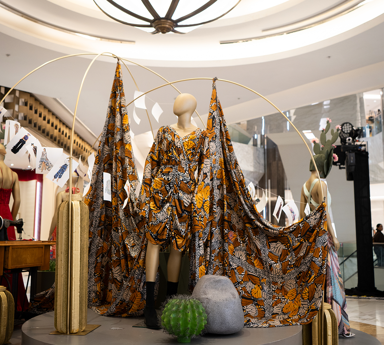 Pineda Covalin archive at El Palacio de los Palacios for its 30th anniversary